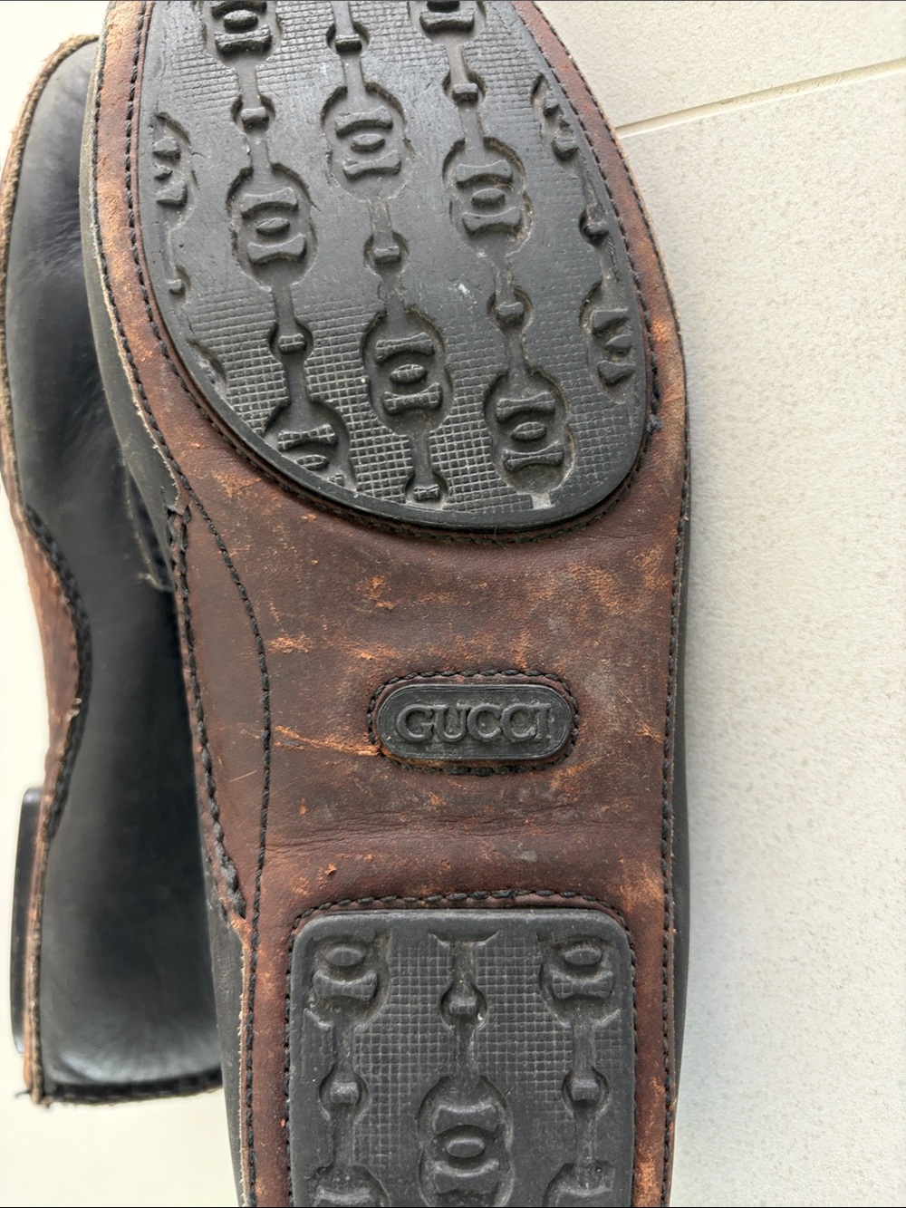 MENS GUCCI BLACK LEATHER DRIVING SHOES 10 - Picture 4 of 5